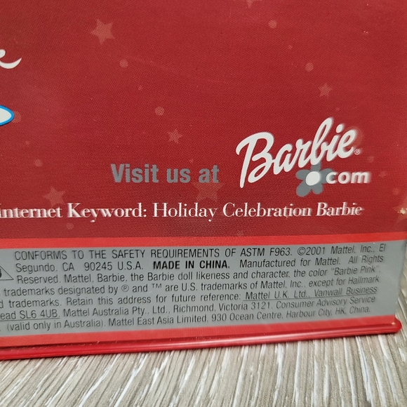 2001 Special Edition Holiday Celebration Barbie - Picture 9 of 15